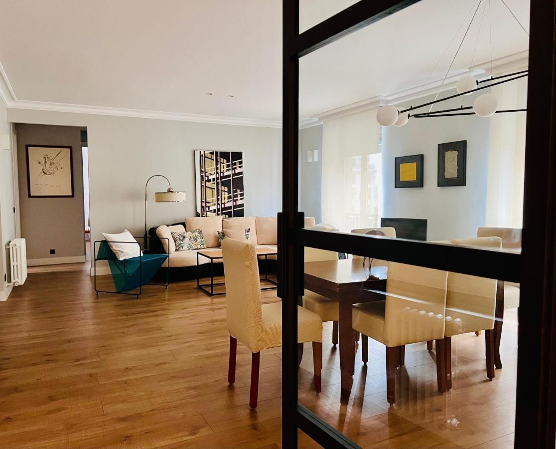 Housing Leon Gran Via Luxe Apartment Exterior foto